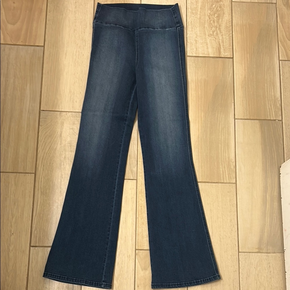 Level 99 stretchy jeans, size medium